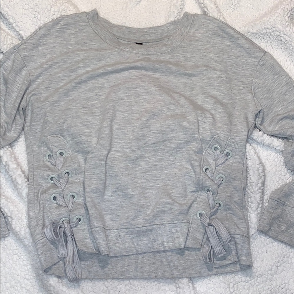 Sweatshirt